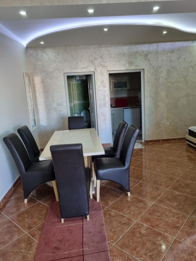 Apartmani Ani 巴尔 外观 照片