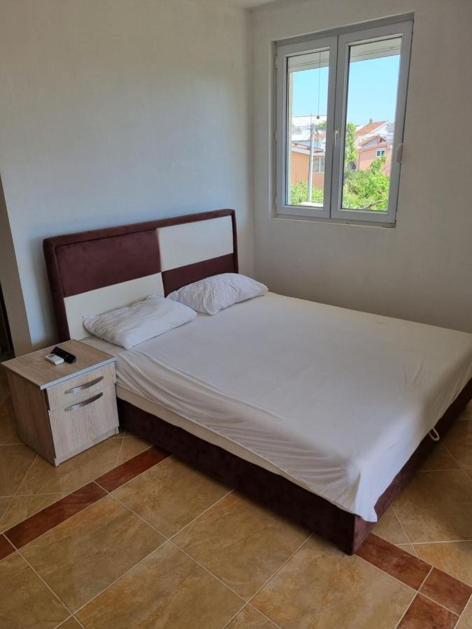 Apartmani Ani 巴尔 外观 照片