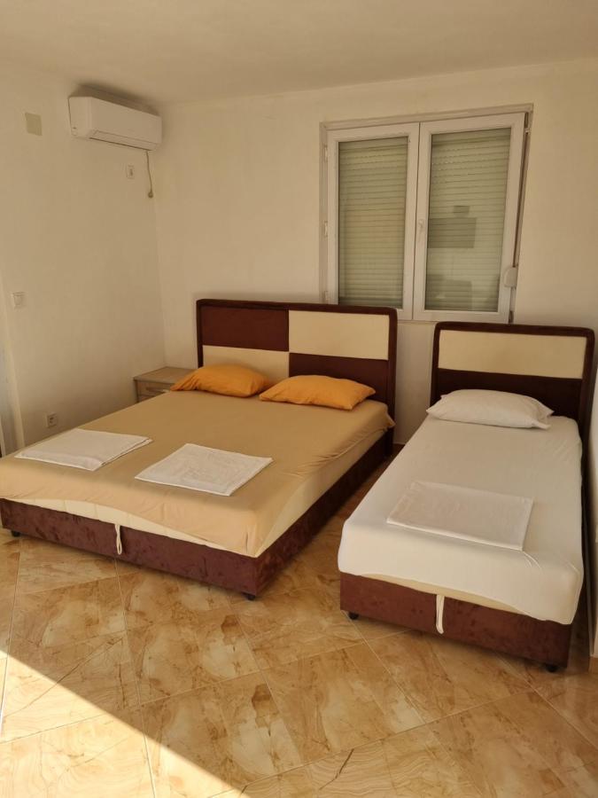 Apartmani Ani 巴尔 外观 照片