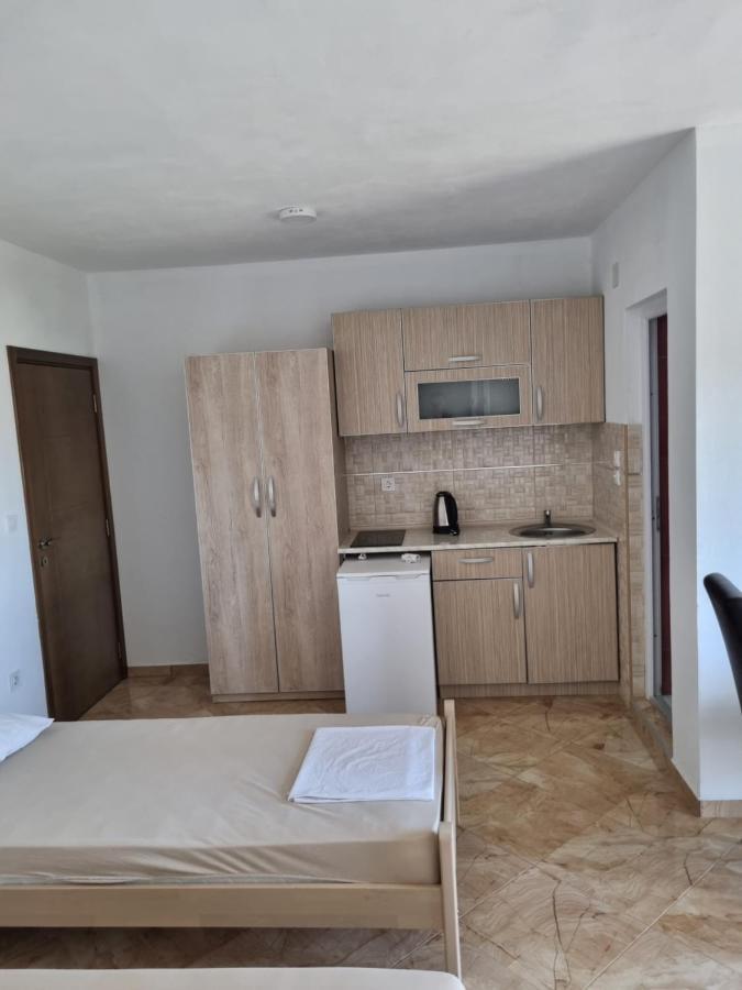 Apartmani Ani 巴尔 外观 照片