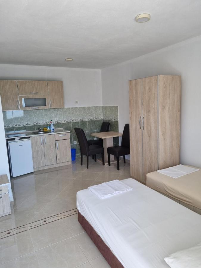 Apartmani Ani 巴尔 外观 照片